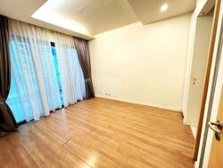 The Lakefront Residences (D22), Condominium #511912061